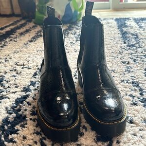 Dr. Martens Rozalie Chelsea Boots